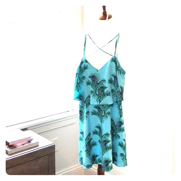CeCe Dresses & Skirts - Light blue dress with palm details